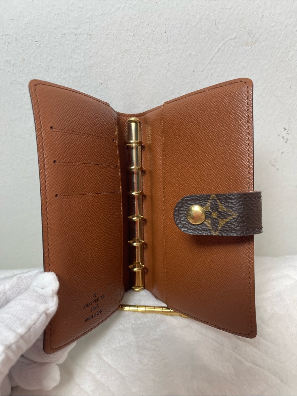 Louis Vuitton Brown and Gold Monogram Snap Agenda Cover PM size with Pen - Picture 5 of 16